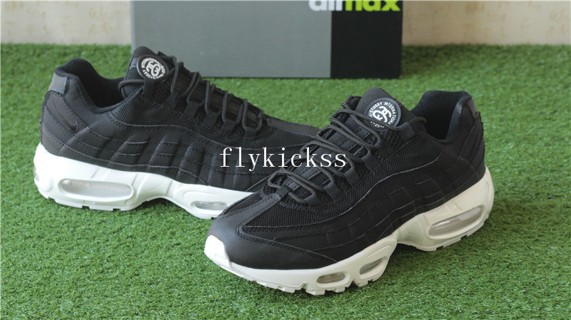 Nike Air Max 95 Essential Black White